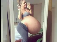 pregnant  bff hayley