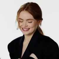 sadie sink