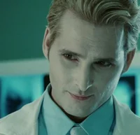 Carlisle Cullen 