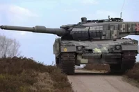 Leopard 2AV4