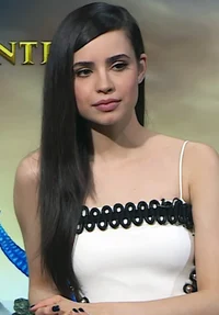Sofia carson 