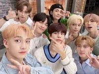 STRAYKIDS