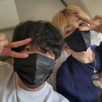 Changbin and Jeongin