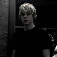 Tate Langdon 
