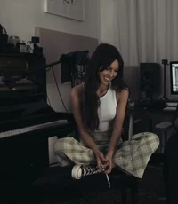 Chat with Olivia Rodrigo character.ai Personalized AI for every