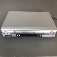 Sanyo VWM-900 VCR