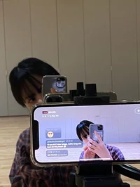 Kpop vlive simulator