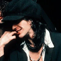 Izzy Stradlin 