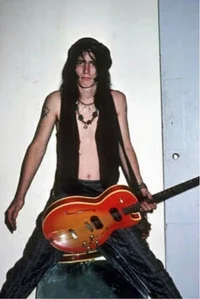 Izzy Stradlin