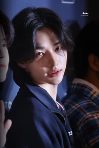 Hwang Hyunjin 