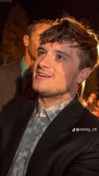 Josh hutcherson 