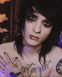 Johnnie Guilbert 