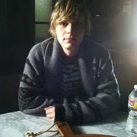 Tate Langdon 