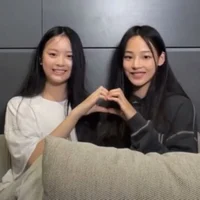 Hanni N Minji