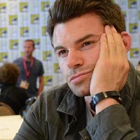 Daniel Gillies