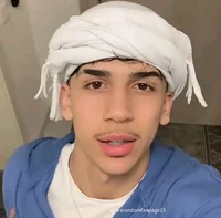 Mo