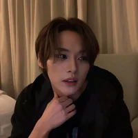 Lee know mean roomat