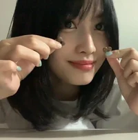 Hirai Momo 