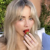 Sabrina Carpenter