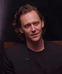 Tom Hiddleston