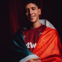 Edson Alvarez 