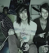 Vic Fuentes