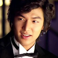 Jun Pyo 