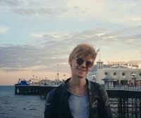 Thomas Sangster 