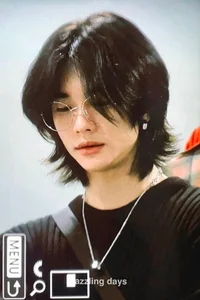- hwang hyunjin
