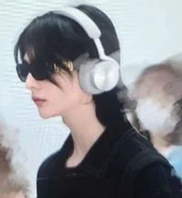Airport crush
