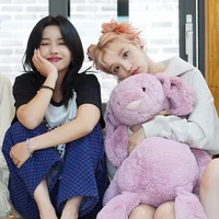 Soyeon e Yuqi 