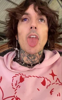 Oliver Sykes 