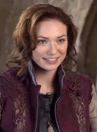 Eleanor Tomlinson 