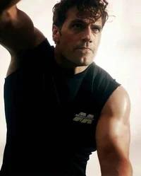 Henry Cavill