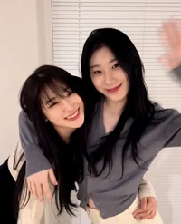 Lee sisters