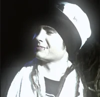 02 - Tom Kaulitz