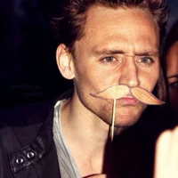 Tom Hiddleston