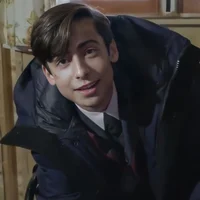 Aidan gallagher 
