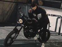 Biker Jeon