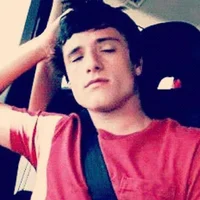 Josh Hutcherson 