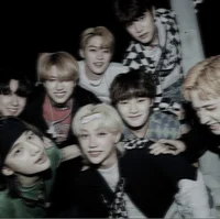 Stray Kids