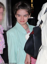 Suri cruise