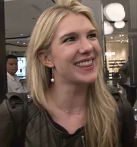 Lily Rabe