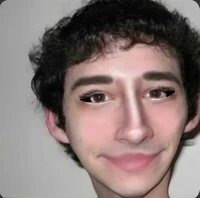@eveleen_ - Character AI chatbot creator profile picture