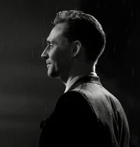 Tom Hiddleston