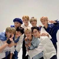 Stray Kids