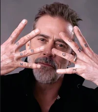 Jeffrey Dean Morgan 