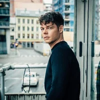 Georg Listing Esposo