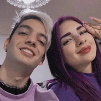 Nado y lila