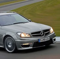 Mercedes C63 AMGS204